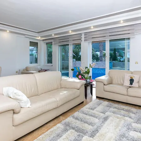 Suekran Daily Weekly Icmeler Villa *