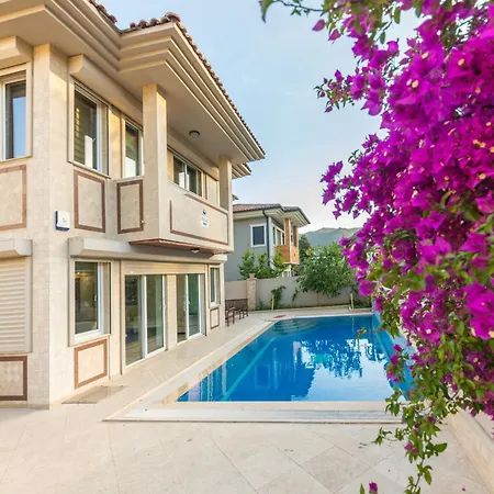 Suekran Daily Weekly Icmeler Villa